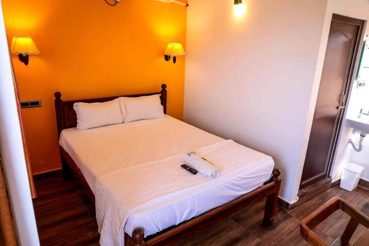 French Villa Pondicherry Bagian luar foto