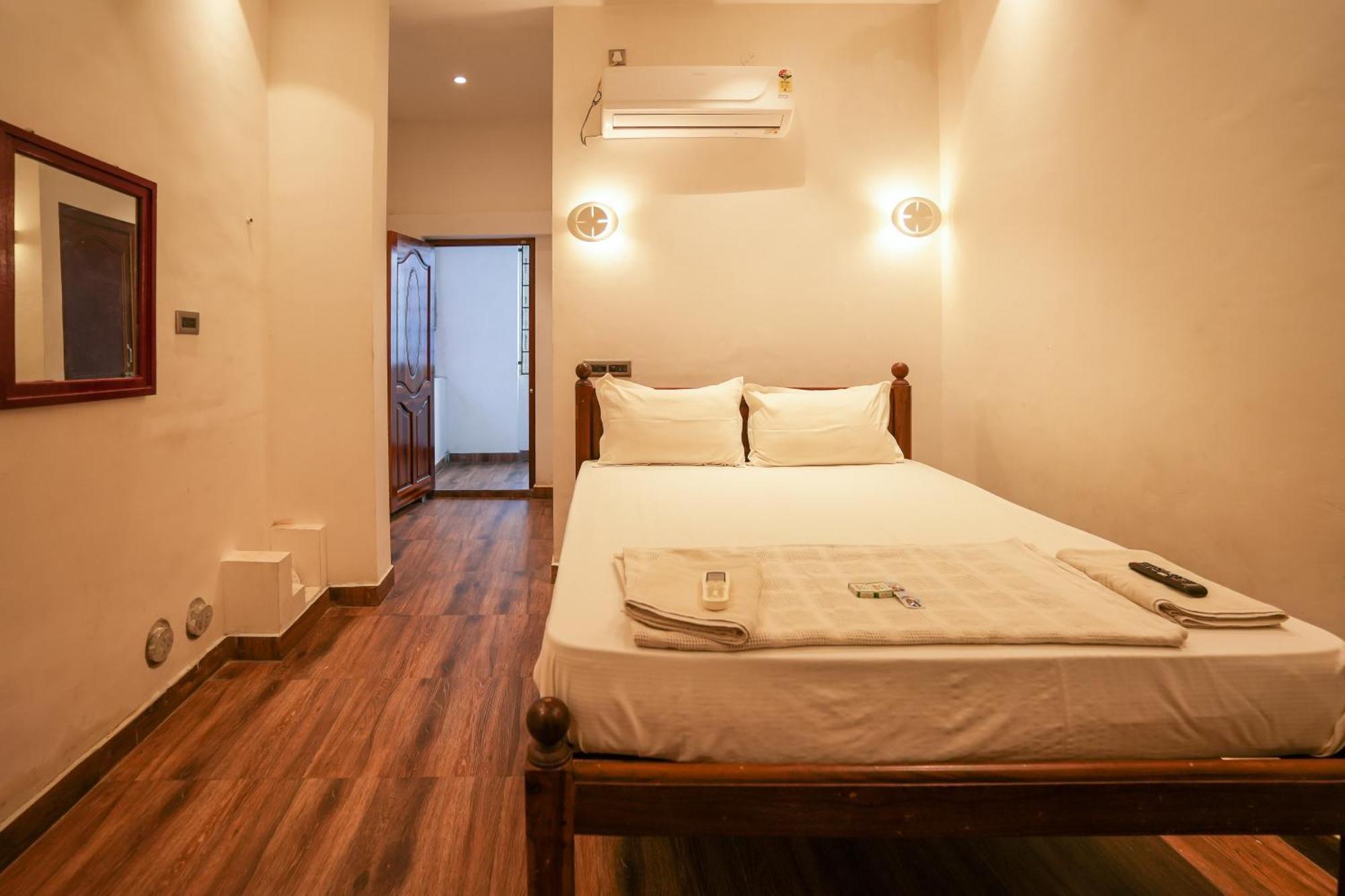 French Villa Pondicherry Bagian luar foto