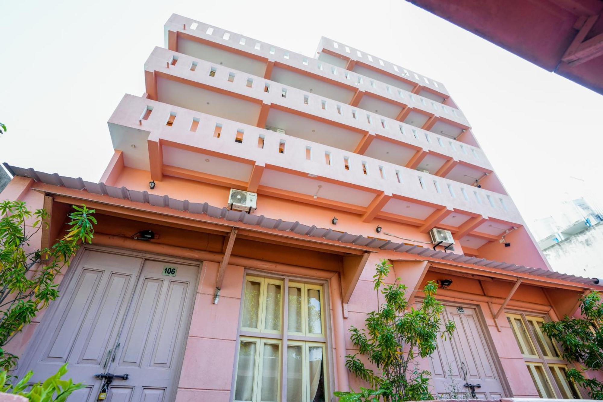 French Villa Pondicherry Bagian luar foto